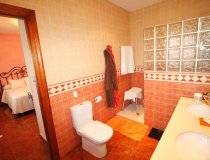 Reventa - Villa -
Purias