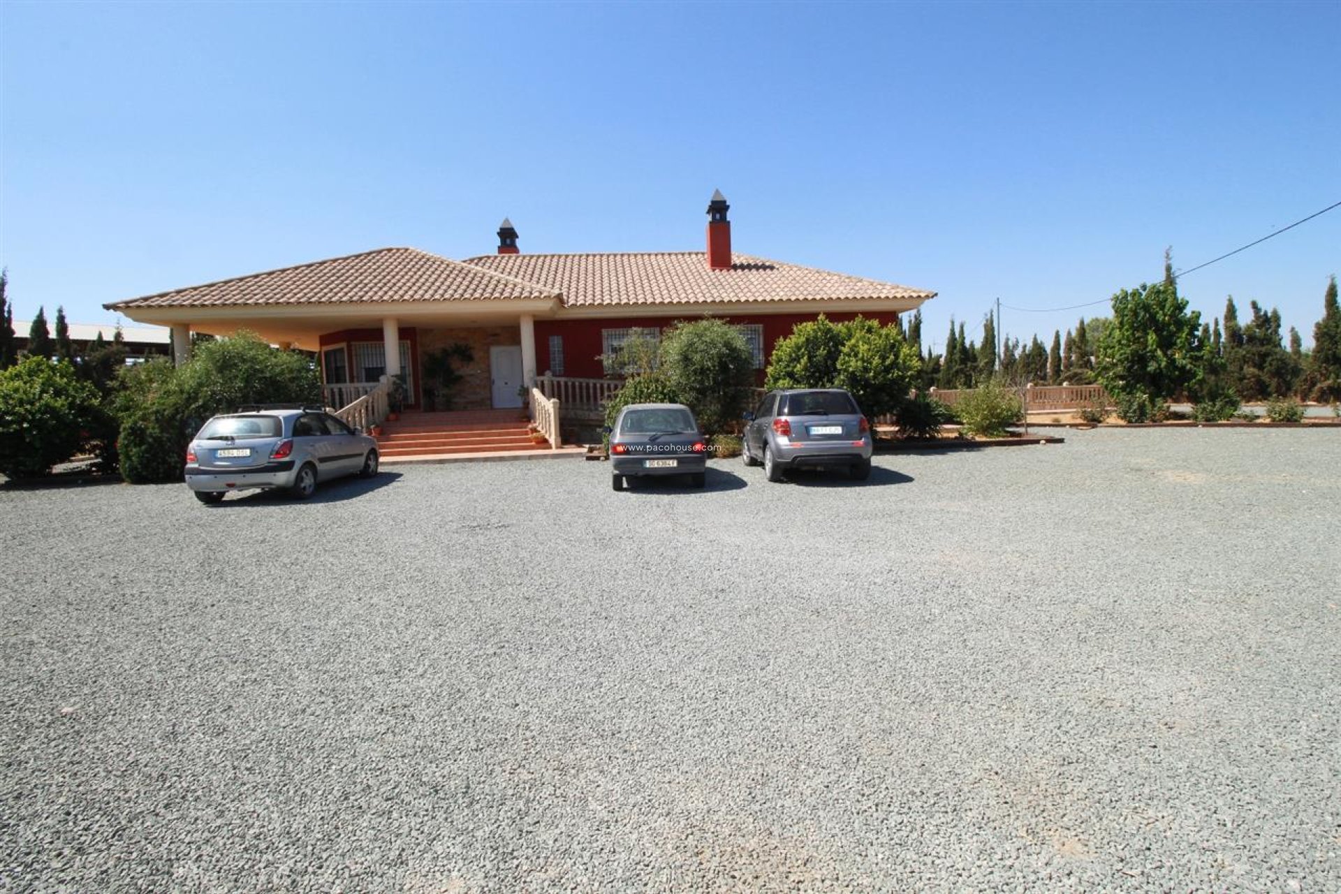 Reventa - Villa -
Purias