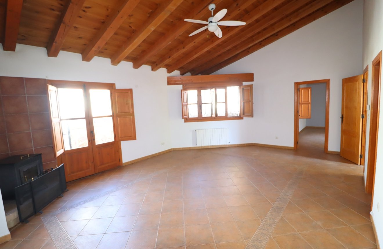 Reventa - Villa -
Velez-Blanco