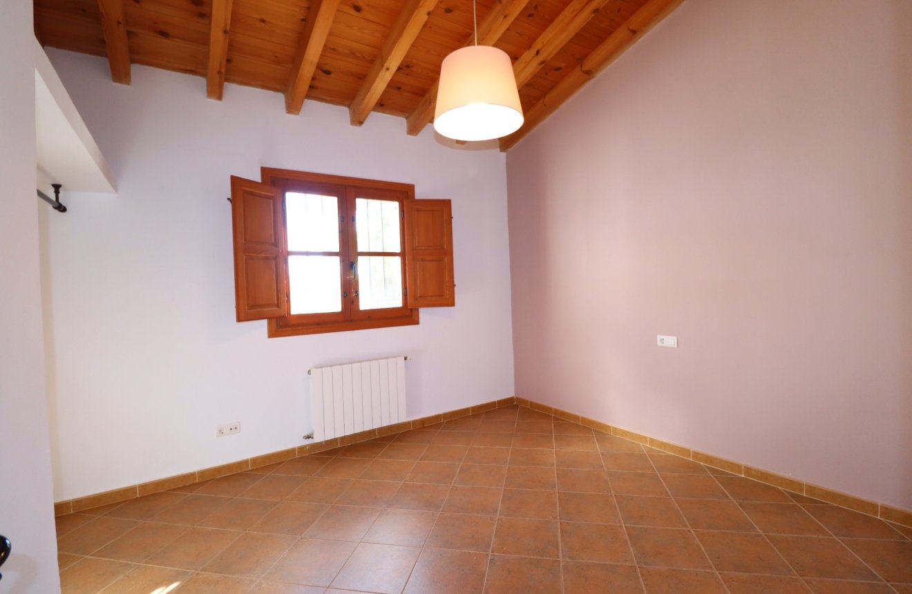 Reventa - Villa -
Velez-Blanco