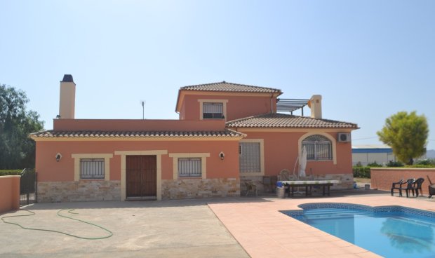 Villa - Reventa - Purias -
                Purias