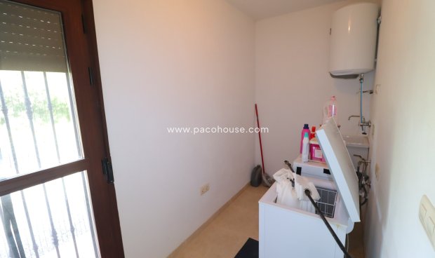 Reventa - Villa -
La Parroquia