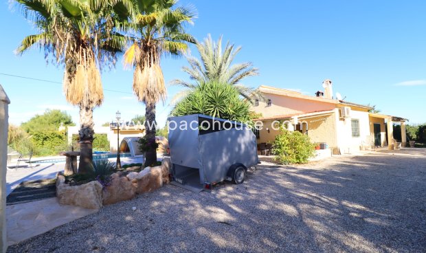 Resale - Country House -
Lorca