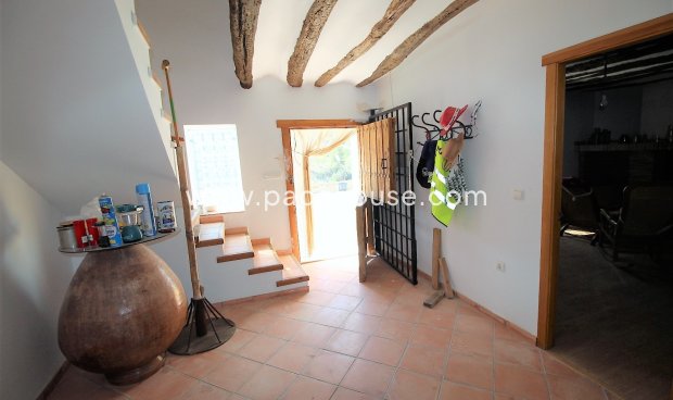 Resale - Cortijo -
Zarzalico
