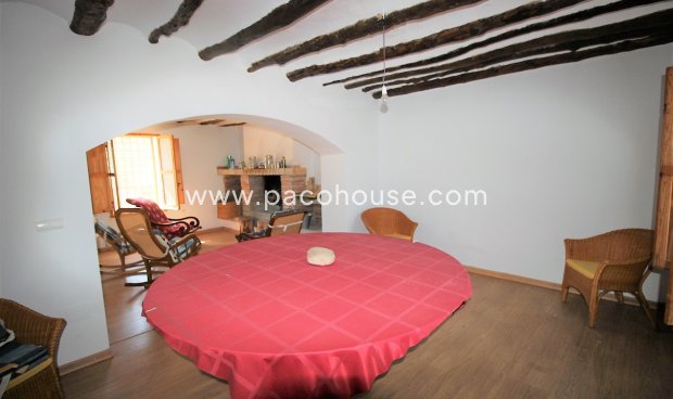 Resale - Cortijo -
Zarzalico