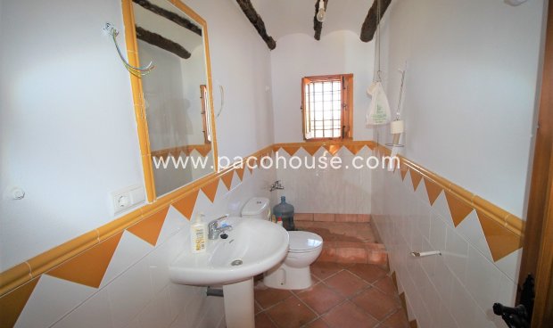 Resale - Cortijo -
Zarzalico