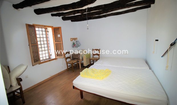 Resale - Cortijo -
Zarzalico