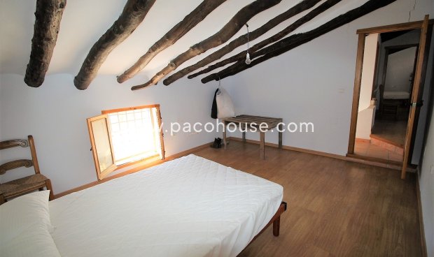 Resale - Cortijo -
Zarzalico