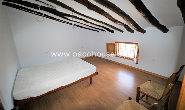 Resale - Cortijo -
Zarzalico