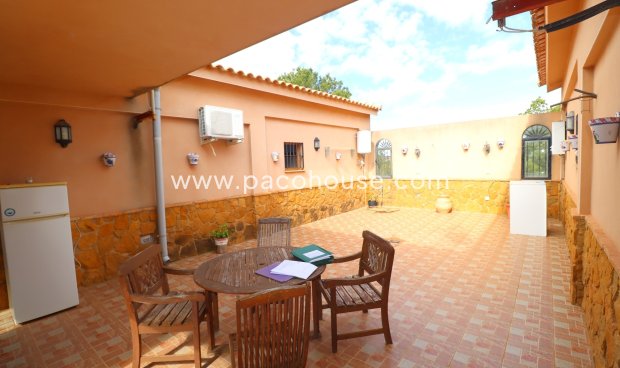 Resale - Villa -
Aledo