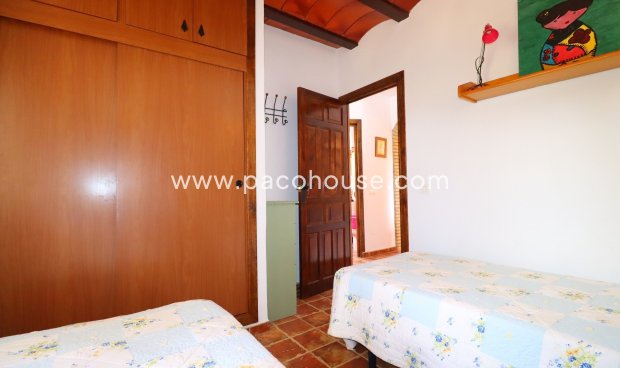 Resale - Villa -
Aledo