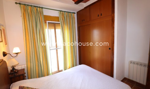 Resale - Villa -
Aledo