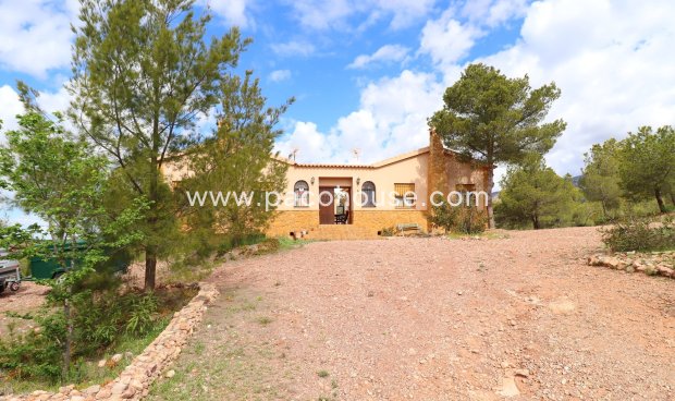 Resale - Villa -
Aledo