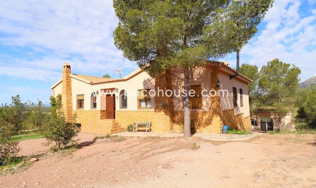 Resale - Villa -
Aledo