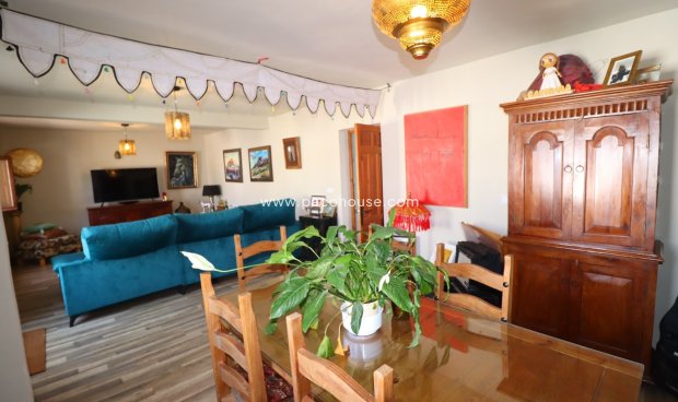 Resale - Cortijo -
Velez-Rubio