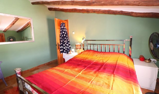 Resale - Cortijo -
Velez-Rubio