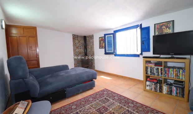 Resale - Cortijo -
Velez-Rubio