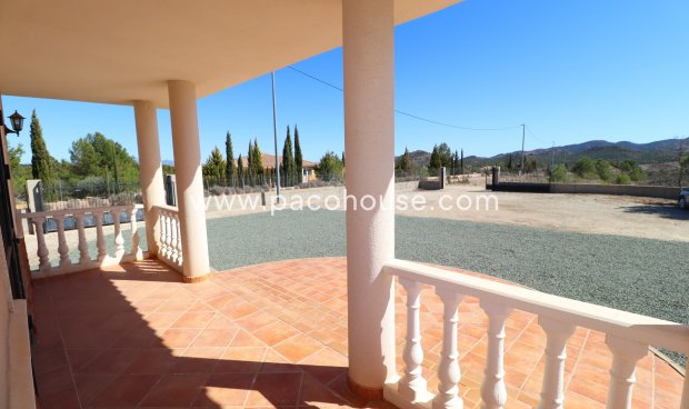 Resale - Villa -
La Parroquia