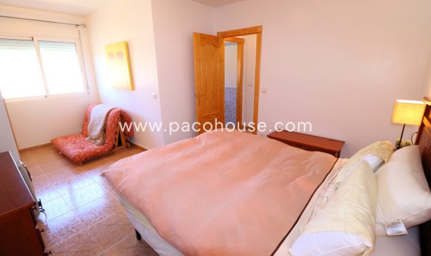 Resale - Villa -
La Parroquia