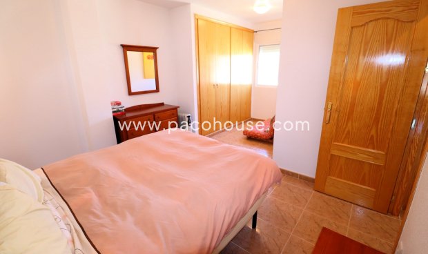 Resale - Villa -
La Parroquia