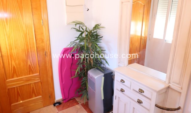 Resale - Villa -
La Parroquia