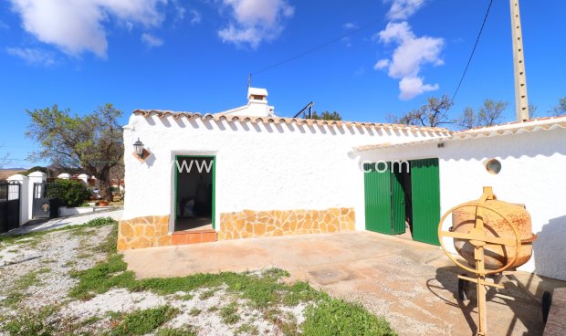 Resale - Cortijo -
Chirivel