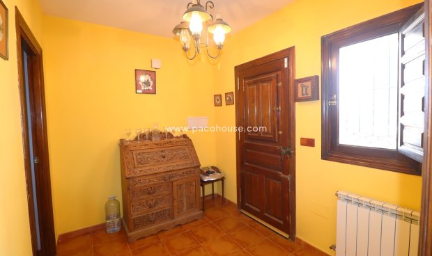 Resale - Cortijo -
Velez-Rubio