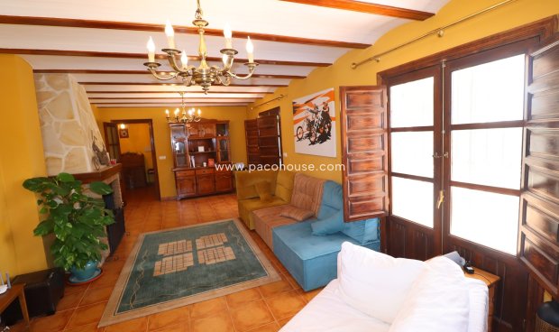 Resale - Cortijo -
Velez-Rubio