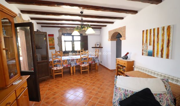 Resale - Cortijo -
Velez-Rubio