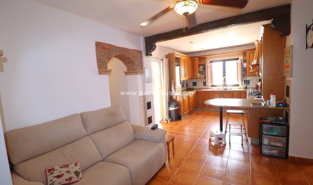 Resale - Cortijo -
Velez-Rubio