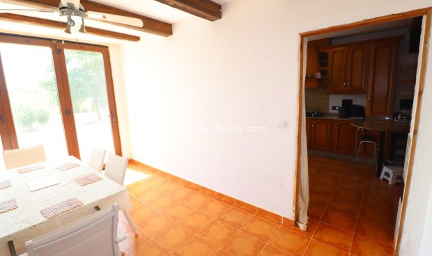 Resale - Cortijo -
Velez-Rubio