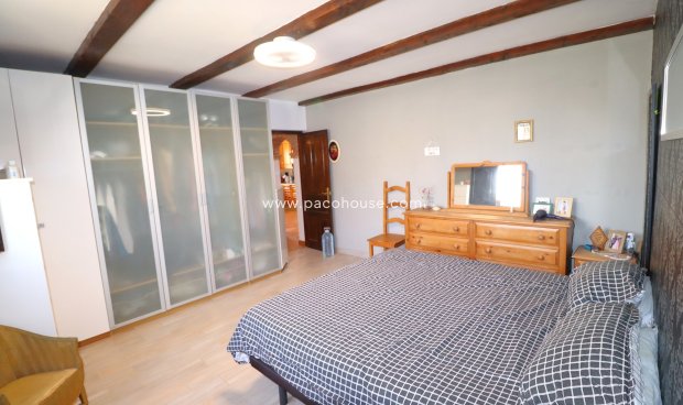 Resale - Cortijo -
Velez-Rubio