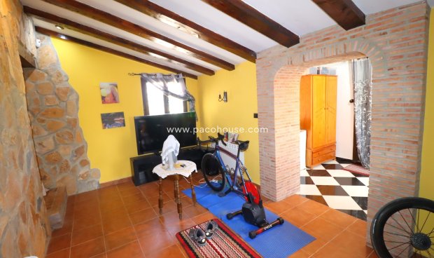 Resale - Cortijo -
Velez-Rubio