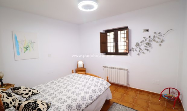 Resale - Cortijo -
Velez-Rubio