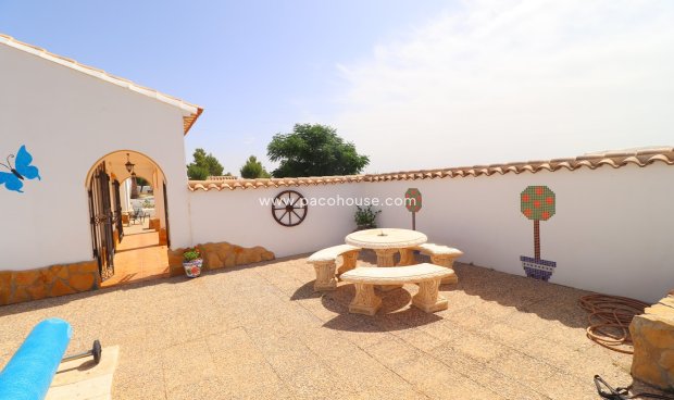 Resale - Cortijo -
Velez-Rubio