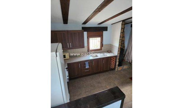 Resale - Cortijo -
Velez-Rubio