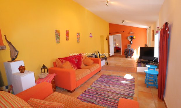 Reventa - Cortijo -
Velez-Blanco