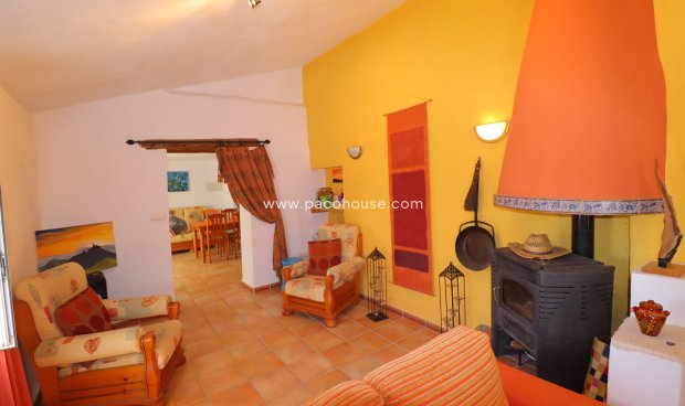 Reventa - Cortijo -
Velez-Blanco