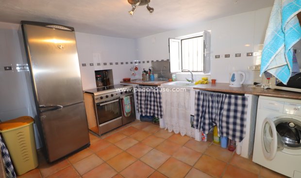 Reventa - Cortijo -
Velez-Blanco