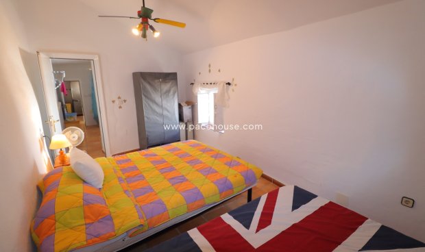 Reventa - Cortijo -
Velez-Blanco