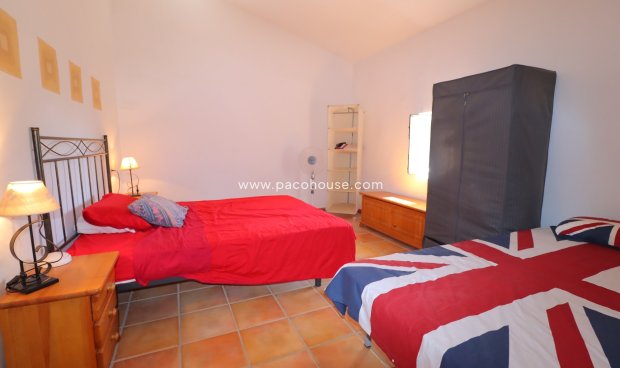 Reventa - Cortijo -
Velez-Blanco