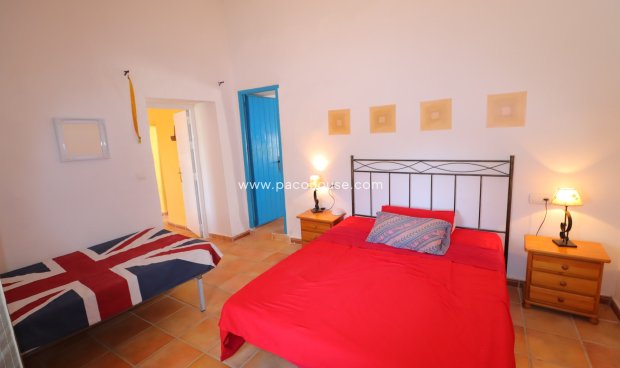 Reventa - Cortijo -
Velez-Blanco