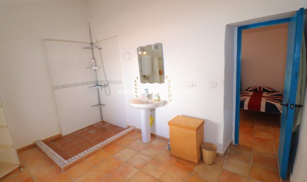 Reventa - Cortijo -
Velez-Blanco