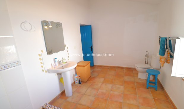 Reventa - Cortijo -
Velez-Blanco