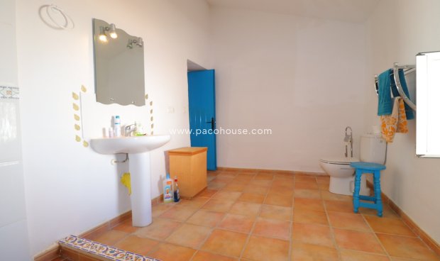 Reventa - Cortijo -
Velez-Blanco