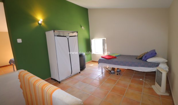 Reventa - Cortijo -
Velez-Blanco