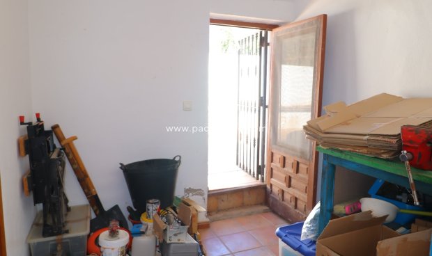 Reventa - Cortijo -
Velez-Blanco