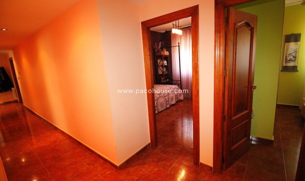 Reventa - Villa -
Purias