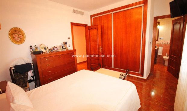 Reventa - Villa -
Purias