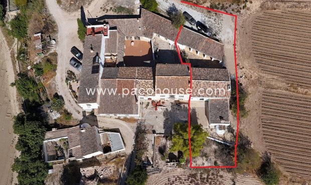 Resale - Cortijo -
Velez-Blanco